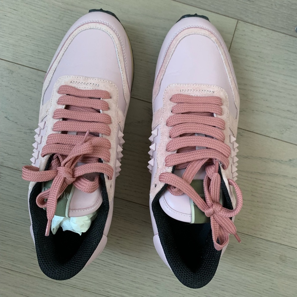 Valentino pink sneakers brand new no box